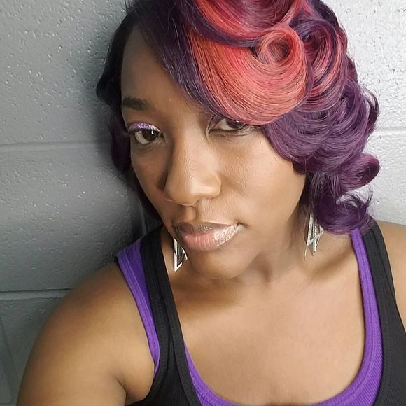 Meet your Posher, Valerie - Picture 1 of 1